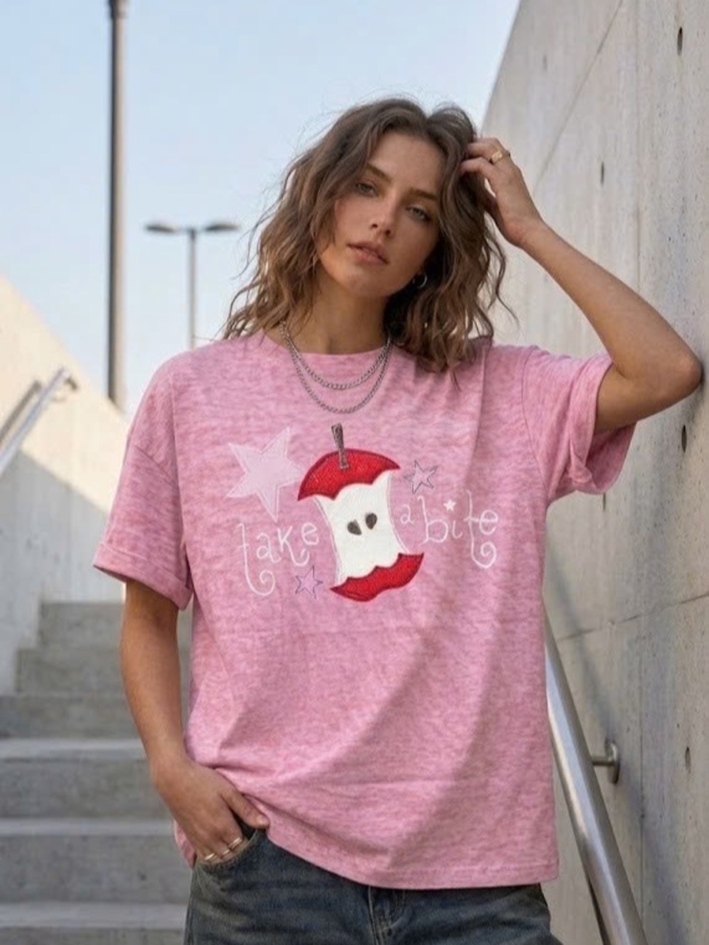 "Take a Bite" Apple Core Graphic Tee – Pink Y2K Coquette Style
